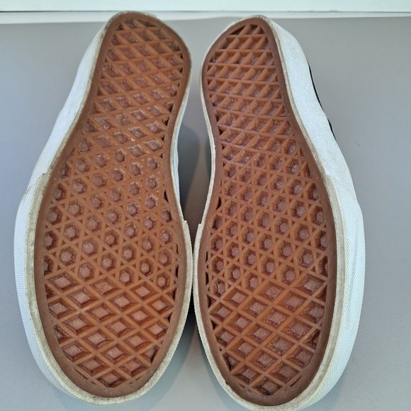 Girl's Vans Off the Wall Sneakers Size 1 - Picture 9 of 9